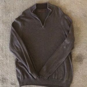 Perry Ellis sweatshirt
